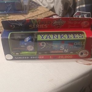 1999 NY YANKEES WORLD SERIES SEMI TRUCK